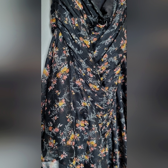 ASOS DESIGN button through ruched midi dress with soft ruffle detail - Picture 4 of 6